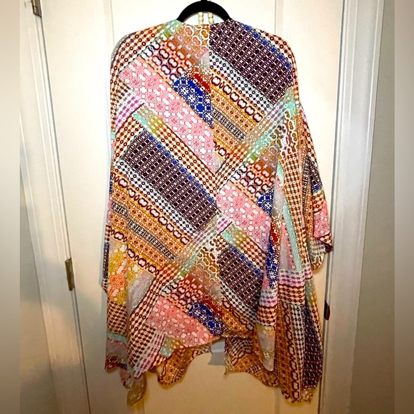 🆕✨NWT Plus Colorful Printed Kimono Boho Style Size 2x-3x Flowy 🦋 - Picture 7 of 10
